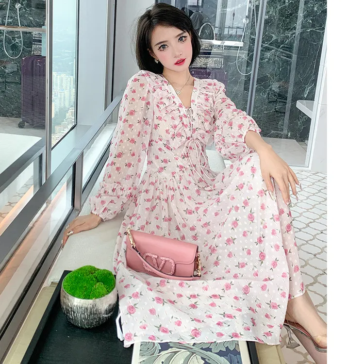 MIUCO法式碎花波点提花V领荷叶边系带灯笼袖收腰连衣裙女装