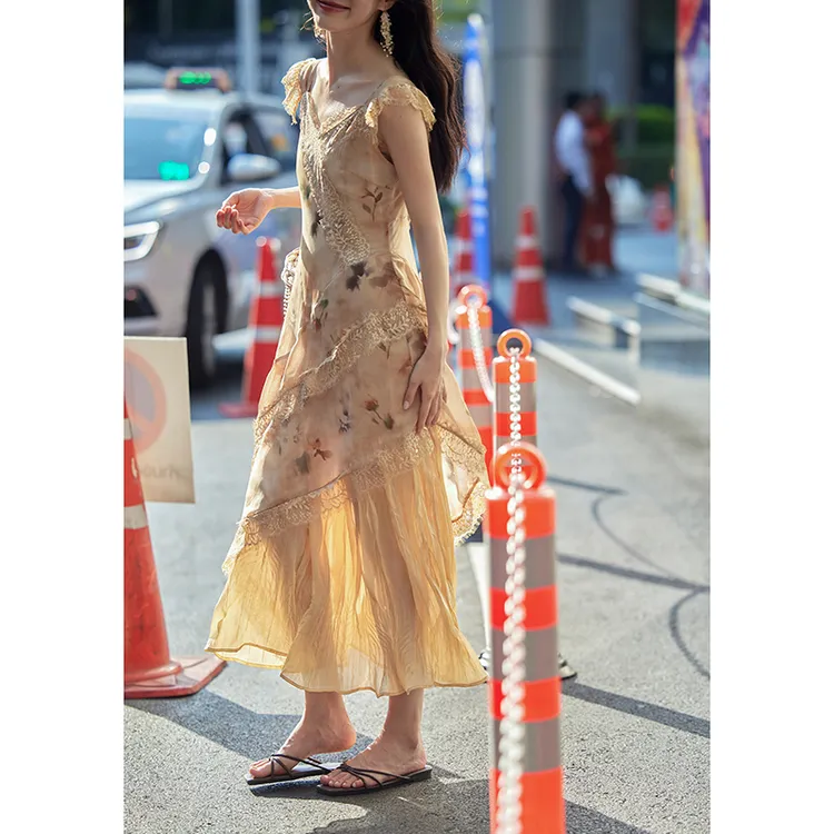 少女会发光！弥漫法式风情的连衣裙 限时95折