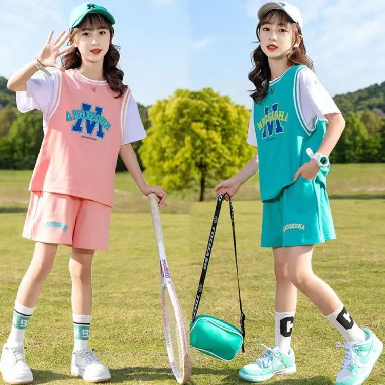 夏季女孩新款时髦运动短袖套装中大童女孩休闲洋气时尚女童假两件