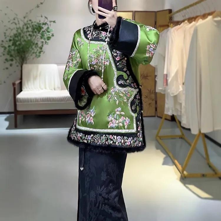 2024国风新中式醋酸太太服外套高端盘扣重工刺绣上衣外套女