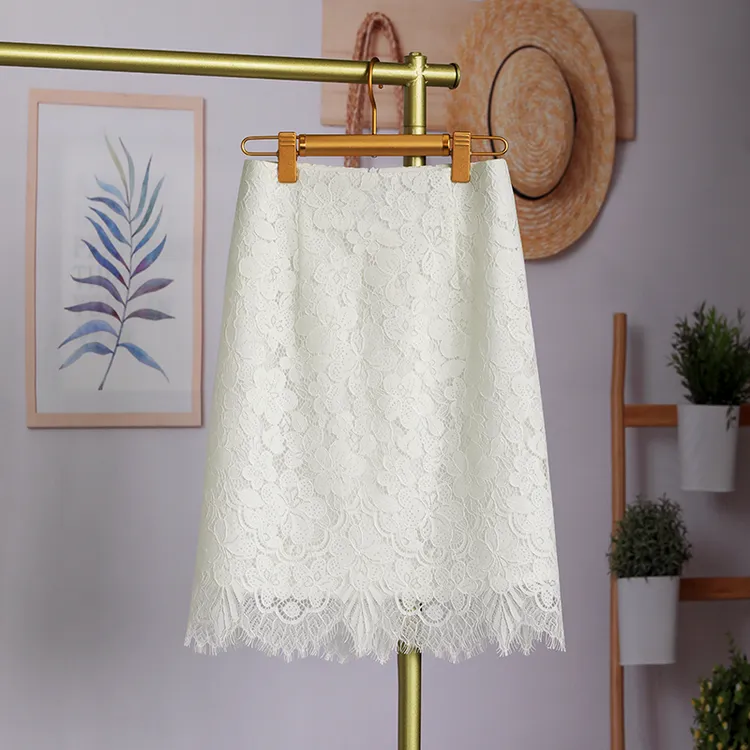 白色气质蕾丝半身裙女夏季2025新款高腰显瘦A字裙中长款包臀裙子