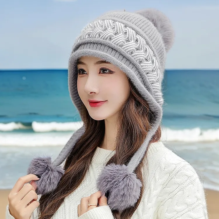 针织保暖帽女韩国拼色麻花三毛球护耳毛线帽子冬天百搭休闲加绒