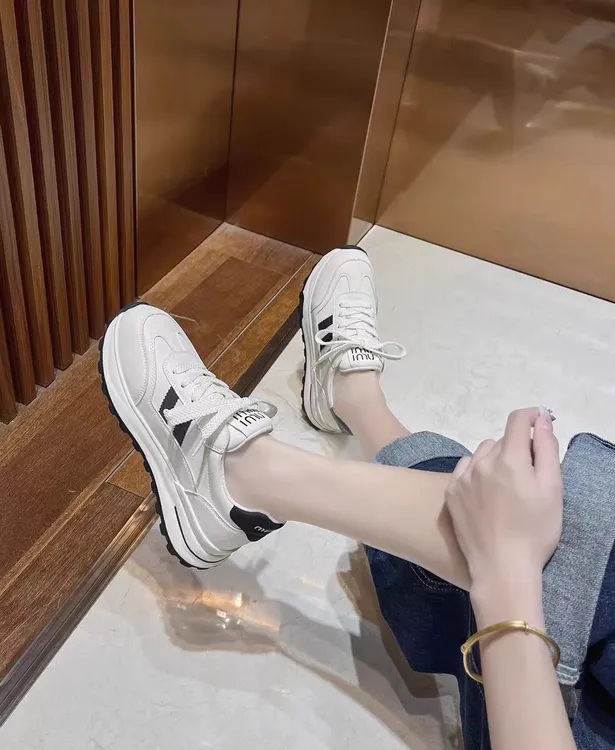 真皮阿甘鞋2024秋款拼色时尚百搭休闲鞋轻便简约舒适休闲鞋