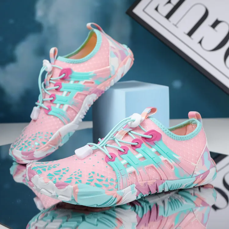 男女户外防滑耐磨溯溪速干软底沙滩鞋浮潜游泳鞋男钓鱼五指涉水鞋