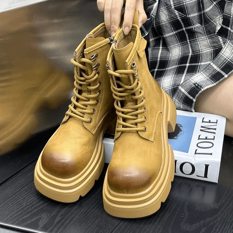 增高复古马丁靴女2024新款英伦做旧擦色松糕厚底短靴机车大黄靴