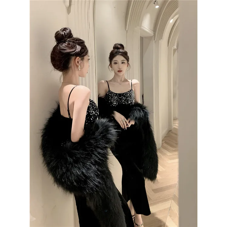 亮片丝绒吊带连衣裙女装秋冬季新款修身打底开叉长裙气质包臀裙子