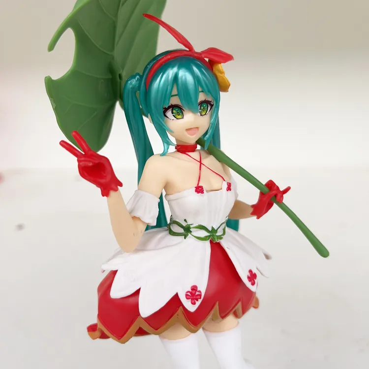 初音手办可爱美少女模型二次元少女心礼物摆件车载桌面机箱手办