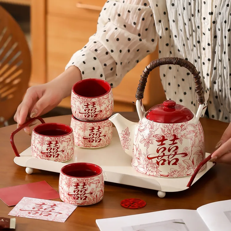 结婚订婚茶具套装送新娘闺蜜高档伴手礼高颜值陶瓷水杯水具礼盒装