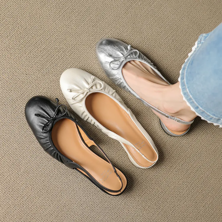 一字带凉鞋女夏2025年新款法式复古百搭休闲矮跟配裙子蝴蝶结凉拖