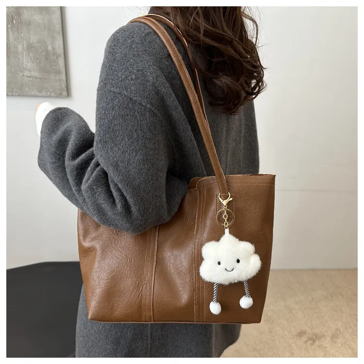 大容量通勤包包女2025新款秋冬流行百搭高级感学生上课单肩托特包