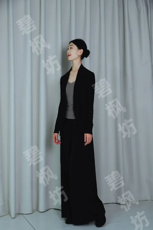 设计感飘带捏折阔腿裤宽松阔腿舞蹈练功裤女款