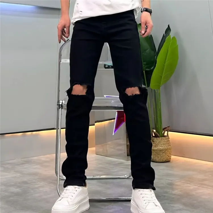 设计款破洞牛仔裤男黑色2025夏季新款潮流个性弹力拉链修身小脚裤