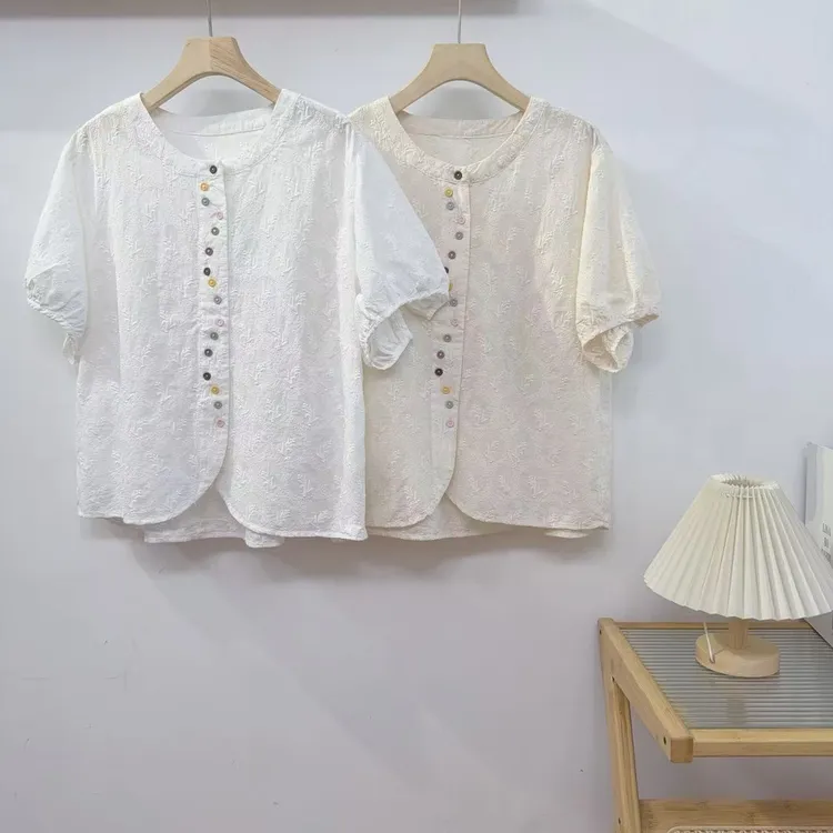 MANXMAN【花满庭】新款圆领彩扣刺绣百搭显瘦短袖衬衫女
