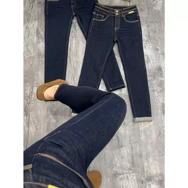 Aimeerosa/艾洛莎早秋新款复古风高腰休闲风遮胯直筒牛仔九分裤女