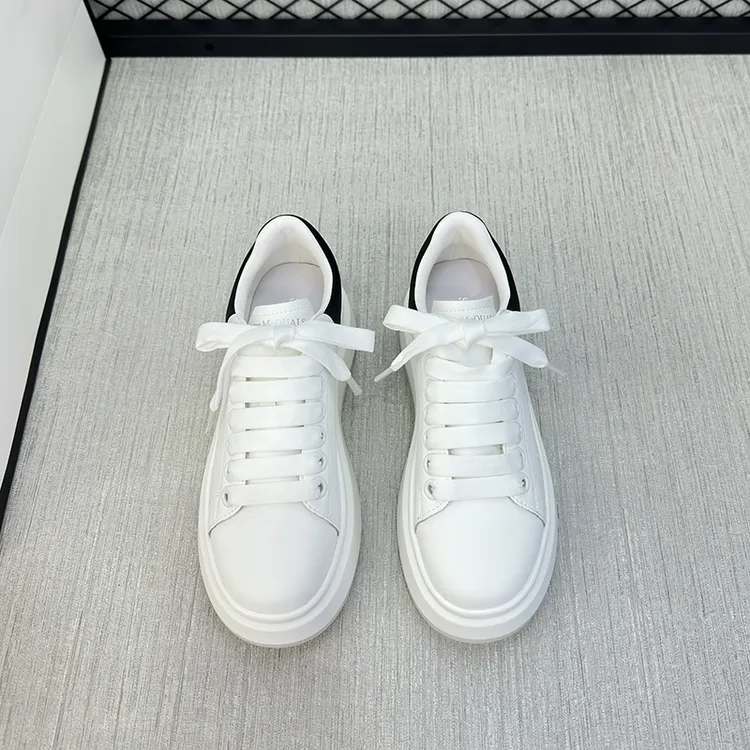 诗路花语2025春夏款网红拼色小白鞋女厚底增高松糕休闲板鞋50-725