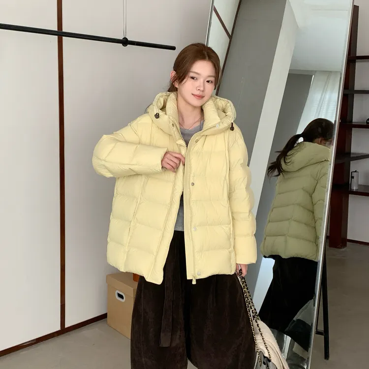 梵慕斯泡芙连帽加厚保暖外套2025冬新奶油黄羽绒服女中长款小个子