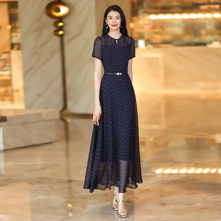 波点连衣裙女2025夏季新款修身显瘦大摆长裙藏蓝色时尚洋气裙子