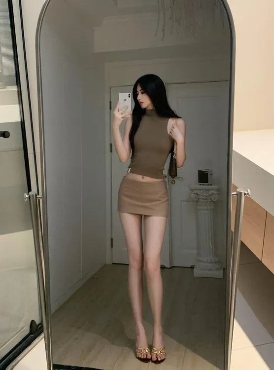 基础简约软糯纯欲风辣妹针织背心上衣女低腰修身性感包臀短裙裙裤