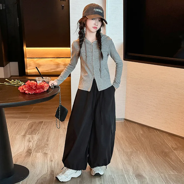 童装秋装套装女童2025炸街潮服儿童连帽拉链开衫工装裤韩版两件套