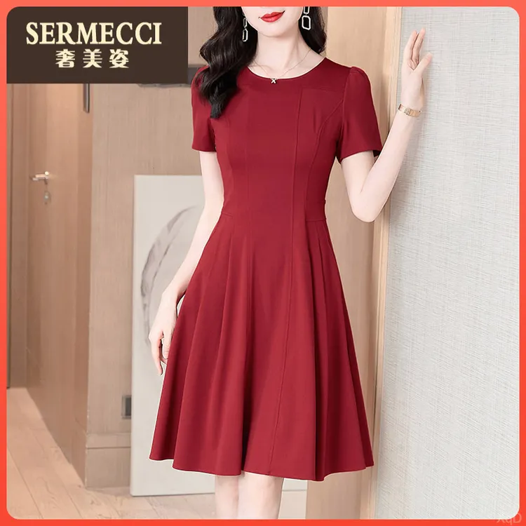 奢美姿收腰连衣裙高端简约2025夏季复古减龄好看赫本风裙子显瘦气