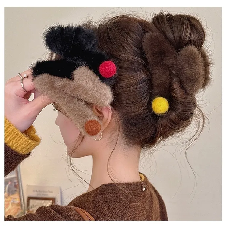 韩系亮彩珠珠Z字形大号抓夹2025新款女发量多后脑勺鲨鱼夹发饰品