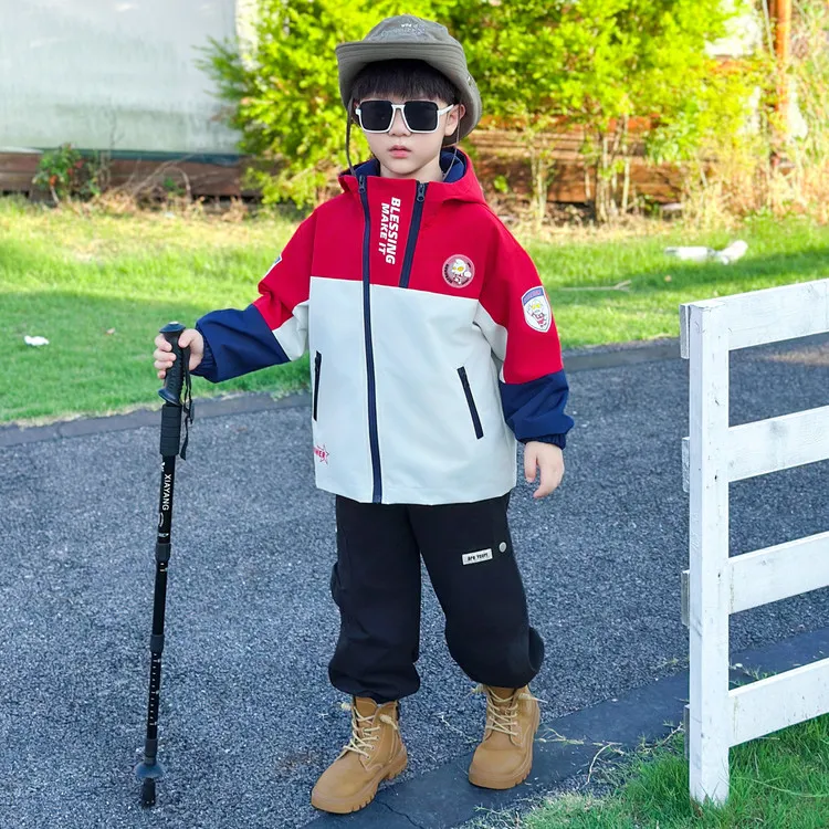 【亮灯】奥特曼衣服男童秋装外套冲锋衣2025新款儿童秋季新品风衣潮