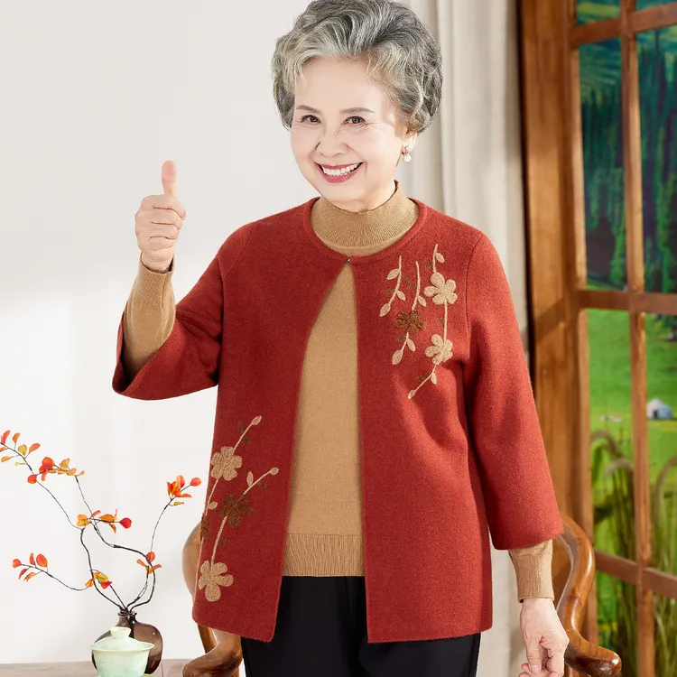 奶奶秋装针织衫两件套中老年人妈妈春秋天宽松样衣套装老太太衣服