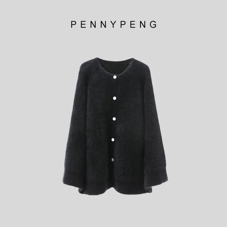 PENNYPENG 斗篷风尚 黑色艺术风休闲狐狸绒羊绒软糯宽松斗篷