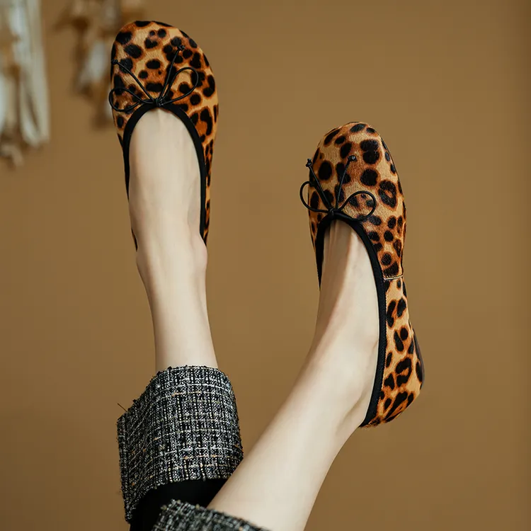 2025年新款时尚宽头平底鞋夏季浅口单鞋蝴蝶结豹纹马毛玛丽珍鞋女