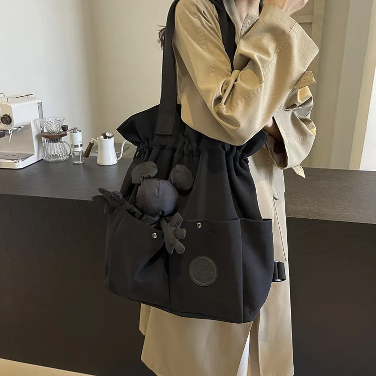 新款女生时尚轻便双肩包单肩包大容量短途旅行包大学生书包美式