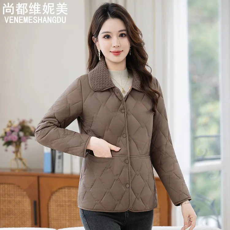 中老年女装宽松中老年女式棉服棉服百搭保暖加轻薄短款棉袄女
