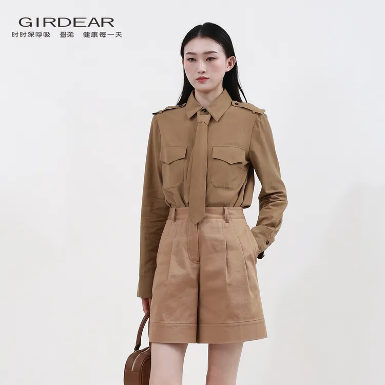 哥弟 秋冬新款通勤简约时尚百搭翻领帅气正肩领带长袖衬衫1301046