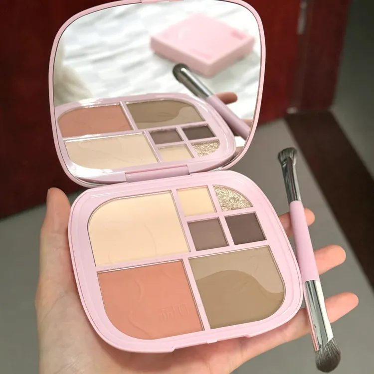 荔树八色综合盘眼影盘腮红高光修容一体全脸彩妆多功能盘2025新款