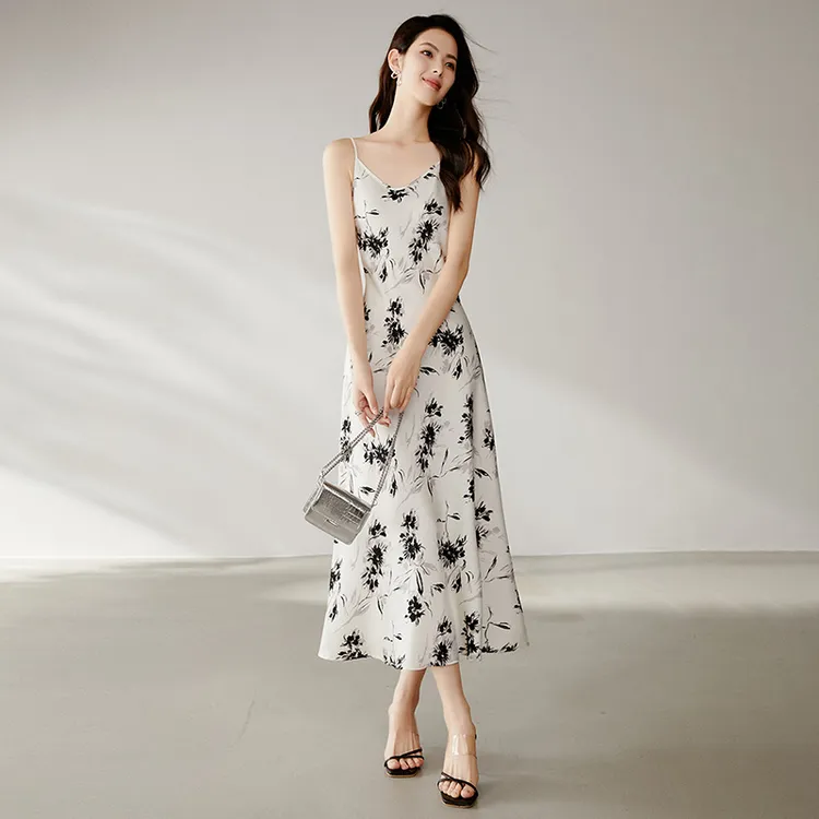 【断码清仓】2025春夏新裙子印花收腰吊带连衣裙25010445
