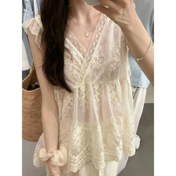 夏季白色气质法式收腰拼接蕾丝刺绣V领泡泡袖甜美时尚女款背心