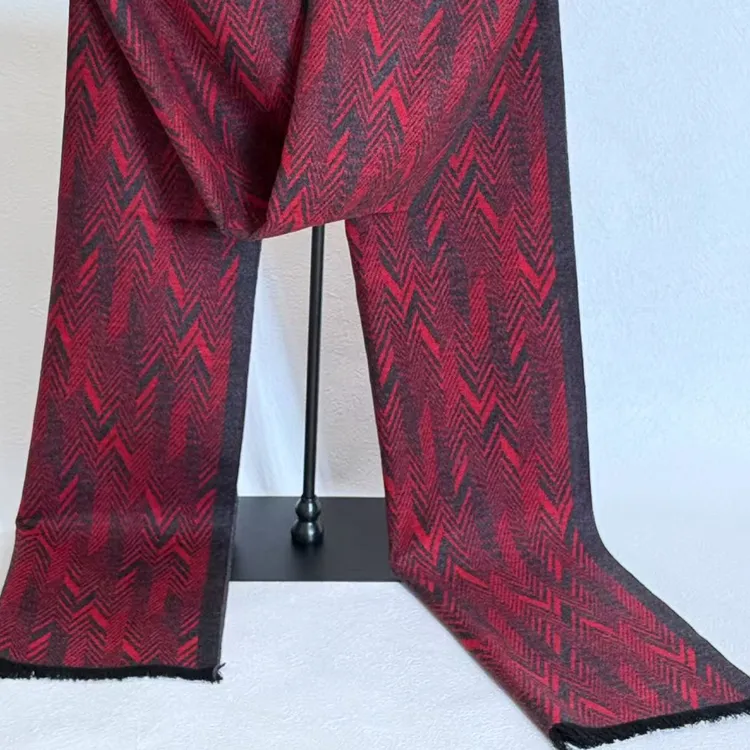 男女通用保暖商务男女不掉色围巾流苏男士