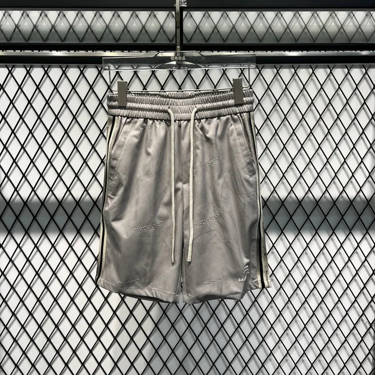 欧货潮牌高端流行帅气休闲短裤男士2025夏季新款个性刺绣五分裤潮