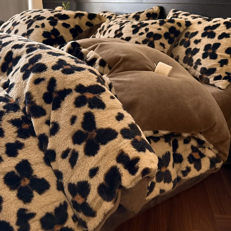 冬季A类高克重兔毛绒四件套牛奶绒加厚保暖印花被套珊瑚绒三件套