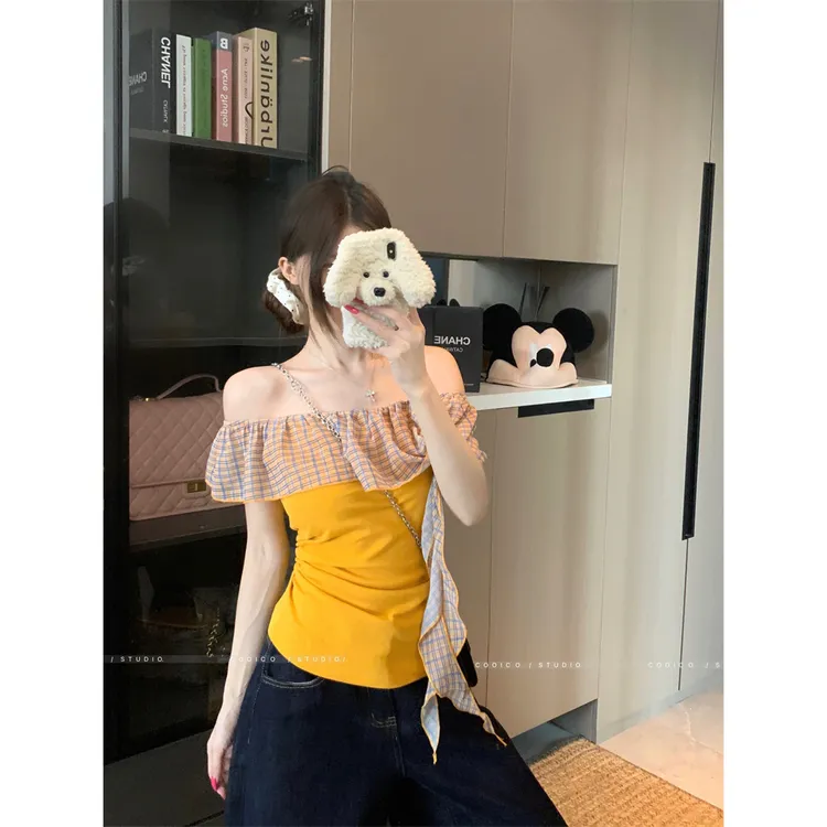韩系甜辣妹格纹拼接一字肩短袖t恤女夏季设计感收腰修身露肩上衣