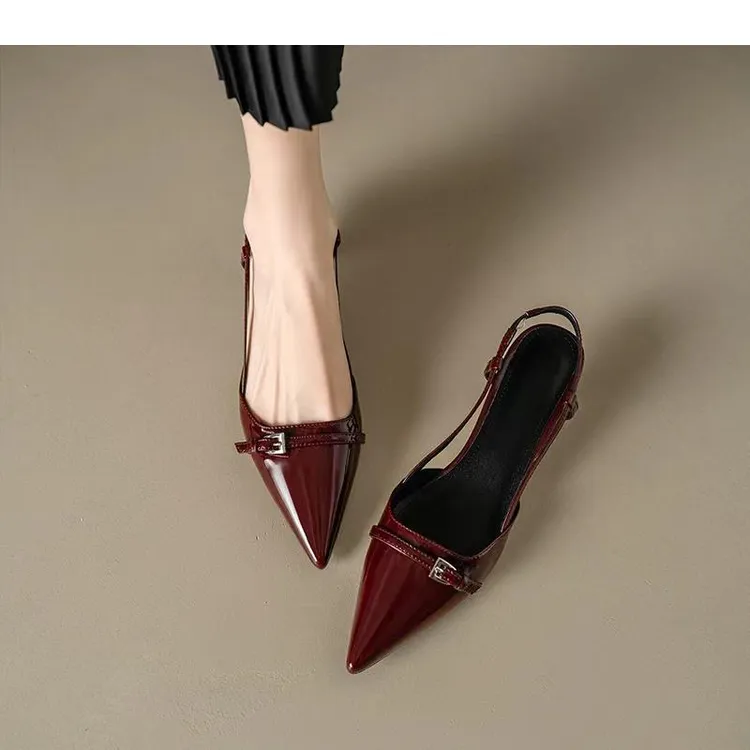 气质酒红色显瘦包头凉鞋女2025年春夏新款一字带细跟尖头后空单鞋