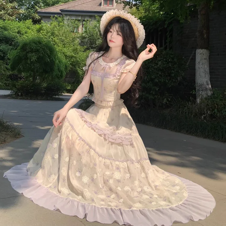 千语栀【晴空鸢尾】甜美风方领短袖上衣+绝美碎花优雅半身裙两件套