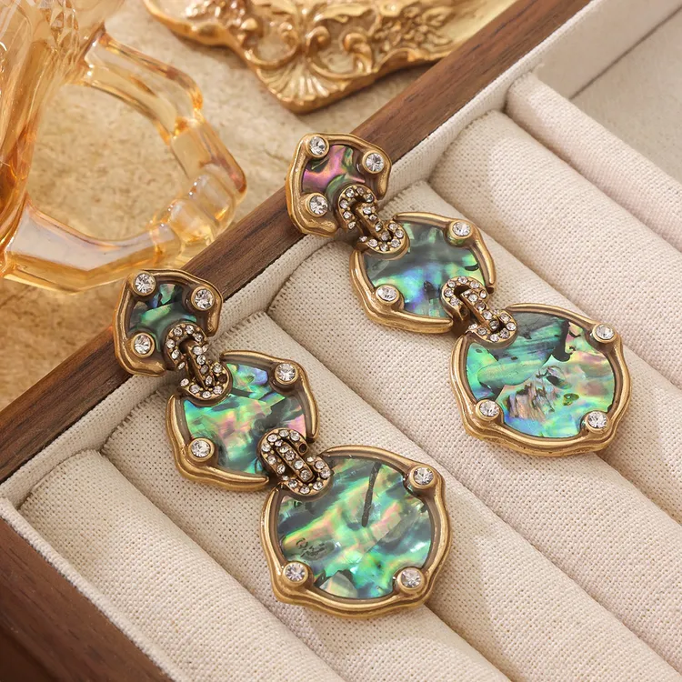 铜合金贝壳耳饰 青岛中古个性百搭贝壳珐琅镶钻流苏925银针耳钉