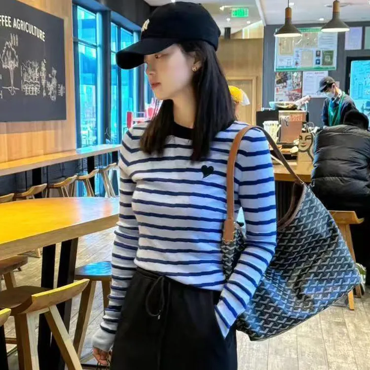 2025春装新款小衫别致上衣女设计感小众撞色条纹长袖T恤内搭秋季