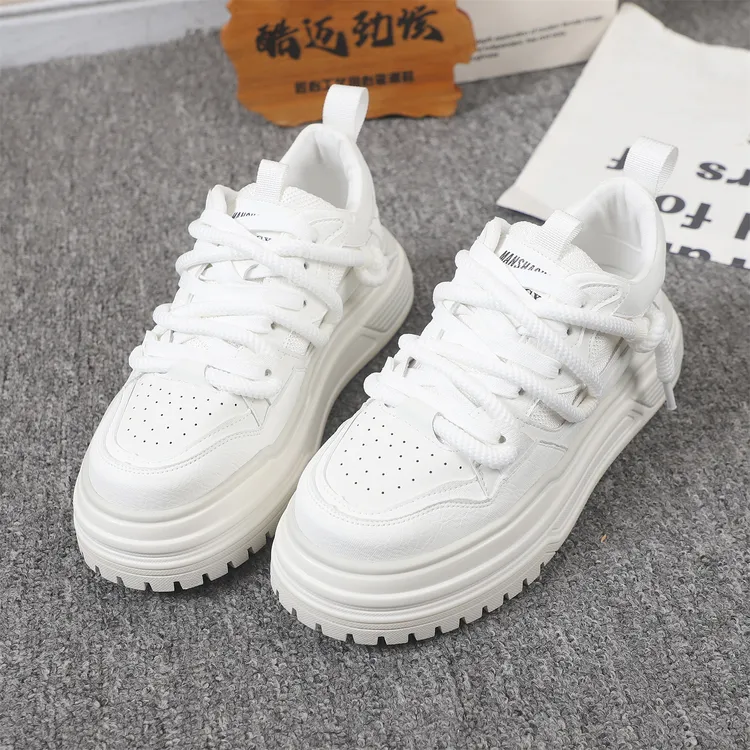 2025新款秋季男士时尚舒适百搭增高老爹鞋休闲软底男鞋耐磨运动鞋