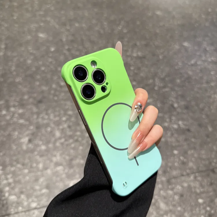 渐变磁吸无边框适用苹果16promax手机壳时尚iPhone15创意14个性13