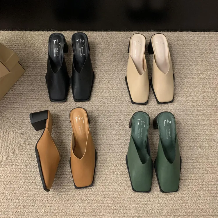 法式包头粗跟半拖鞋女夏2025年新款软皮中跟仙女高跟鞋后空凉拖鞋