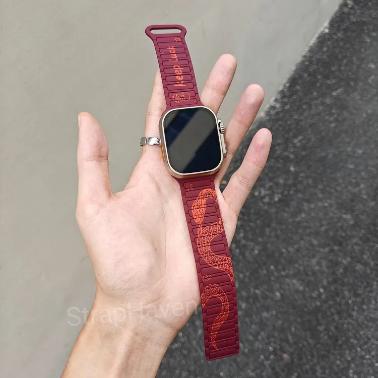 舞蛇硅胶软磁吸表带适用苹果手表watchS10回环appleiwatch987男款