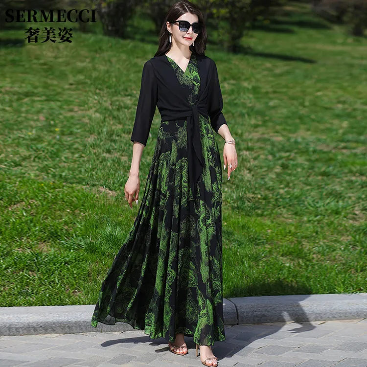 高级时尚连衣裙女夏季2025新款宽松时尚气质显瘦短袖印花大摆长裙
