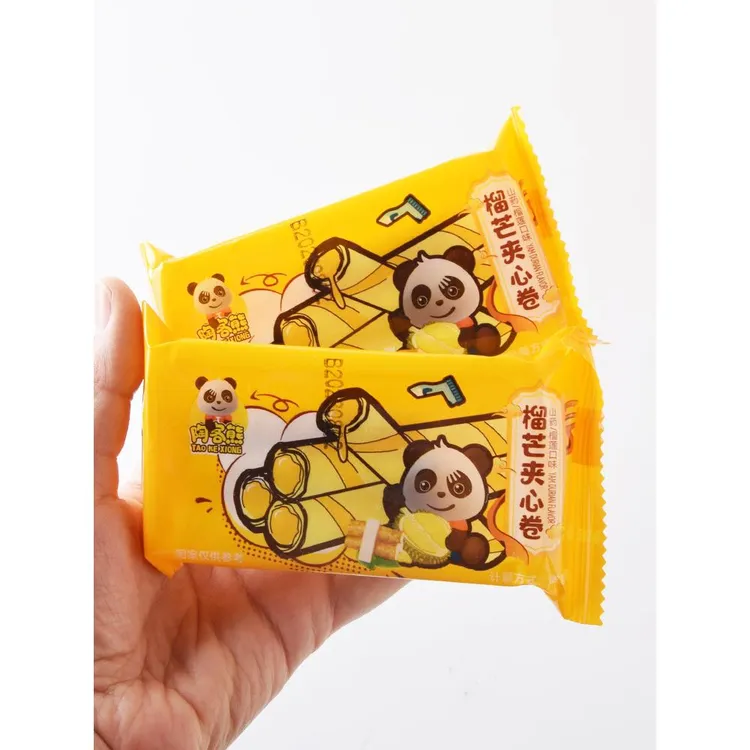 陶客熊榴芒夹心蛋卷猫山王榴莲蛋卷凤凰卷夹心鸡蛋卷饼干零食整箱