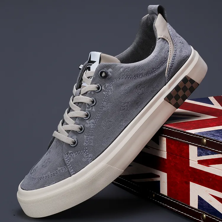 2025夏季男鞋透气布鞋低帮时尚板鞋舒适软底休闲鞋男士开车专用鞋